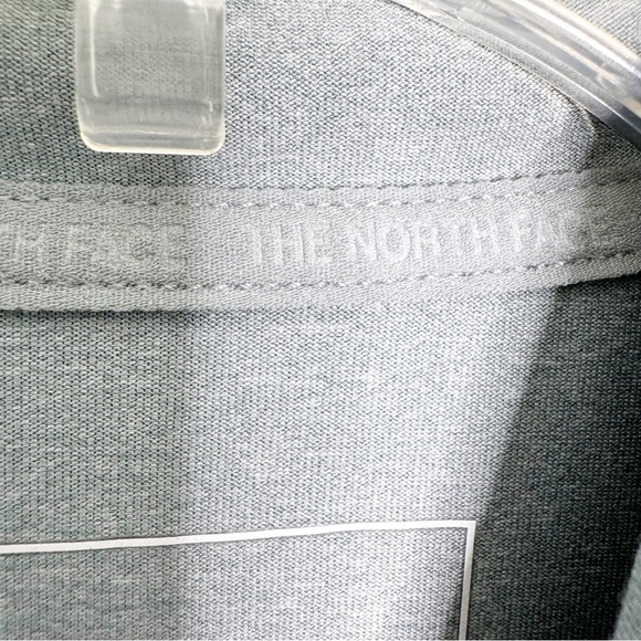 The North Face Riseway 1/2 Zip Top Womens Long Sleeve with Thumbholes Size M - Picture 13 of 15